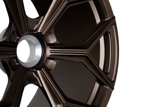 CenterLock Y, Lamborghini Aventador SVJ için Monoblok Dövme Tekerlekler Konuşuyor