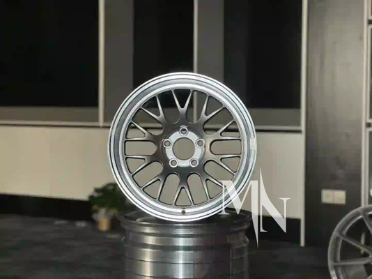BMW E92 M3 için özel yapımlı APEX ML 10 Rim Yarışma Tekerlekleri