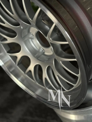 BMW E92 M3 için özel yapımlı APEX ML 10 Rim Yarışma Tekerlekleri