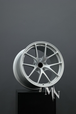 BMW F10 M5 Alloy Yarışması için Özel Kalıplı BBS RI D Tekerlekleri OEM Felçleri