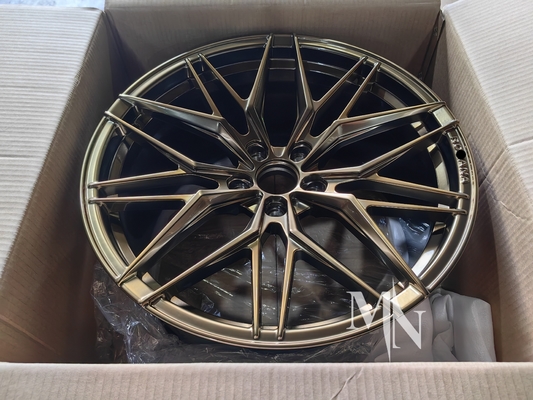 Rohana RFX17 Altın Tekerlekler Nissan GTR R35 R33 R32 370Z 350Z 18 19 20 21 22 Inç Özel Halı