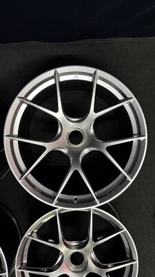 BBS FI R Centerlock Elmas Gümüş Jantlar Porsche 911 991 992 GT3 GT3RS için